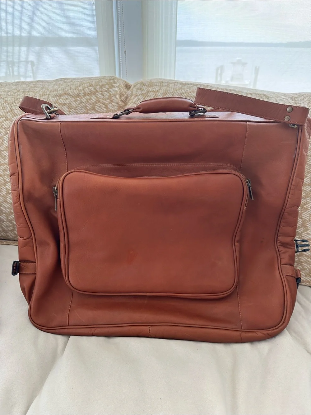 Men's or ladies leather garment bag
